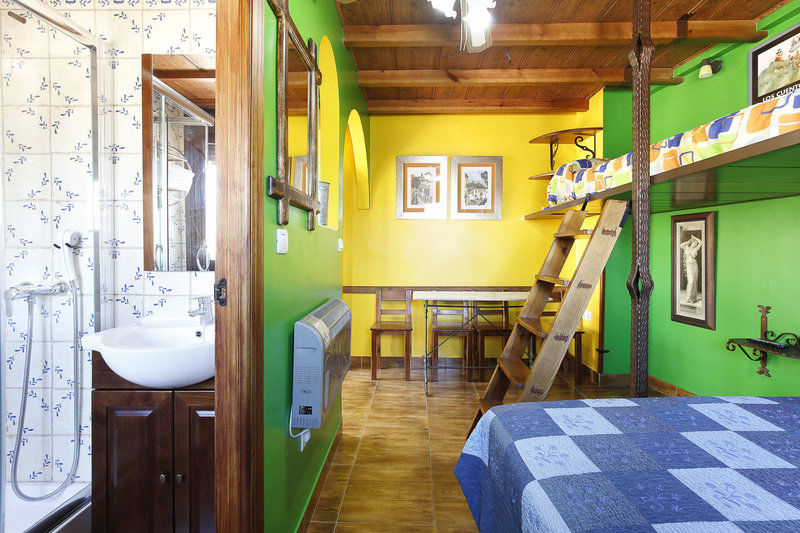 Apartamentos La Miga Гранада Экстерьер фото
