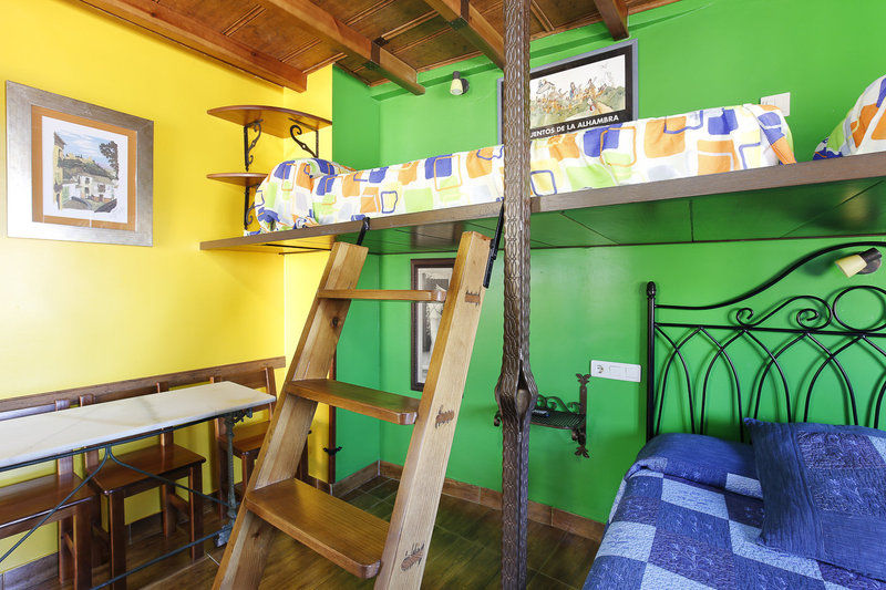 Apartamentos La Miga Гранада Экстерьер фото