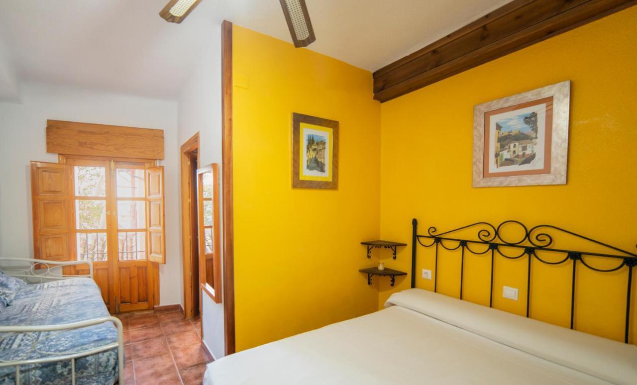 Apartamentos La Miga Гранада Экстерьер фото